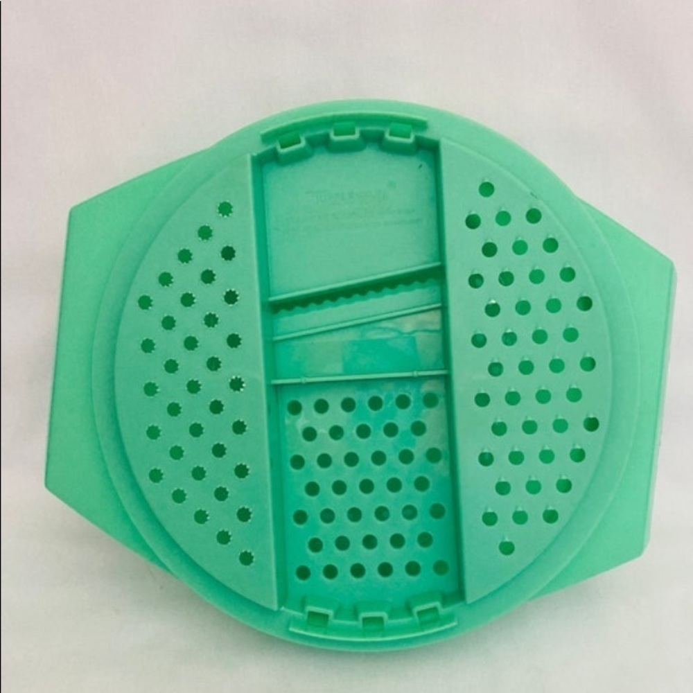 2 Pc Tupperware Jadite Green Cheese Veggie Grater Shredder With Bowl #786 & #787